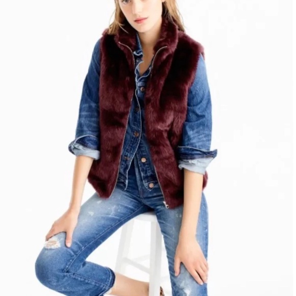 J. Crew Faux Fur Vest Women's Size XS Burgundy Fully Lined Full Zip size S - Picture 4 of 9
